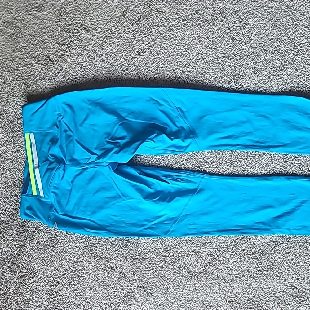 Fabletics SOLD - Picture 2 of 3